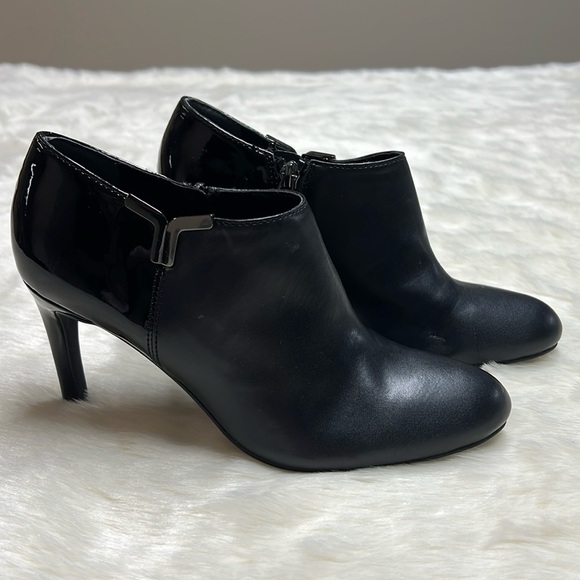 NWOT Franco Sarto booties - Picture 1 of 6